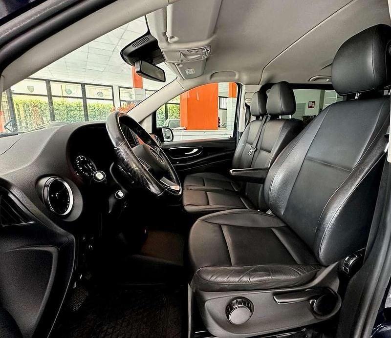 Usata Mercedes Vito 136 CV (100 kW) 2021 Blu/azzurro Furgone