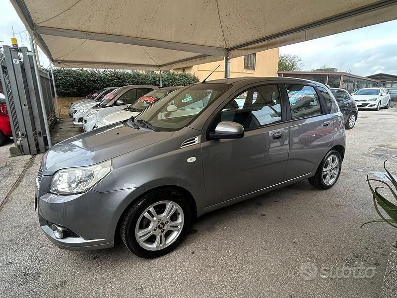 Usata Chevrolet Aveo LT 82 CV (60 kW) 2011 Grigio Berlina