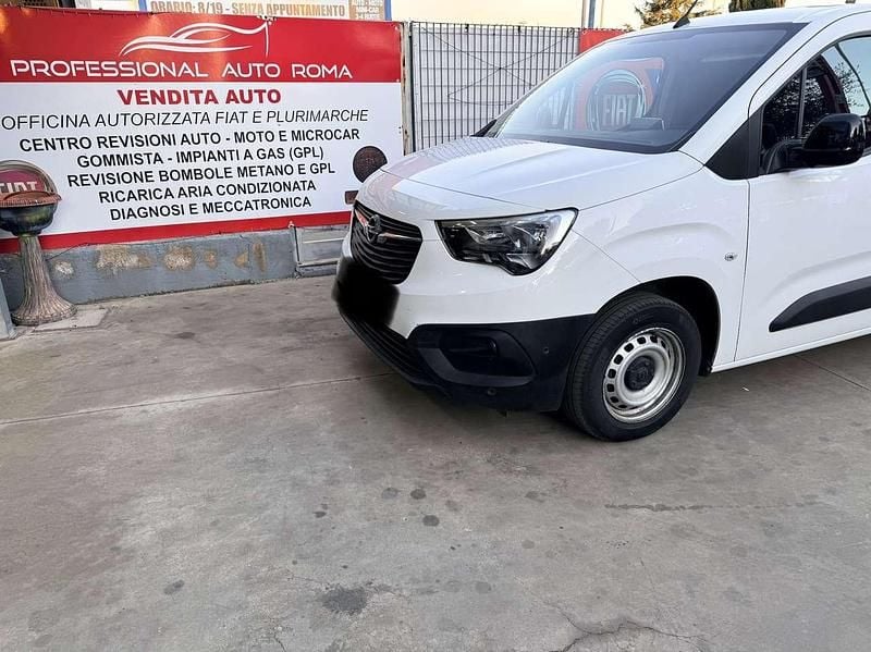 Gebraucht Opel Combo Edition 102 PS (75 kW) 2022 Weiß Van / Kleinbus