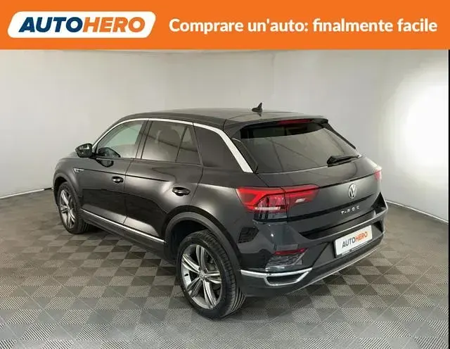 Usata VW T-Roc Advance 116 CV (85 kW) 2019 Nero SUV