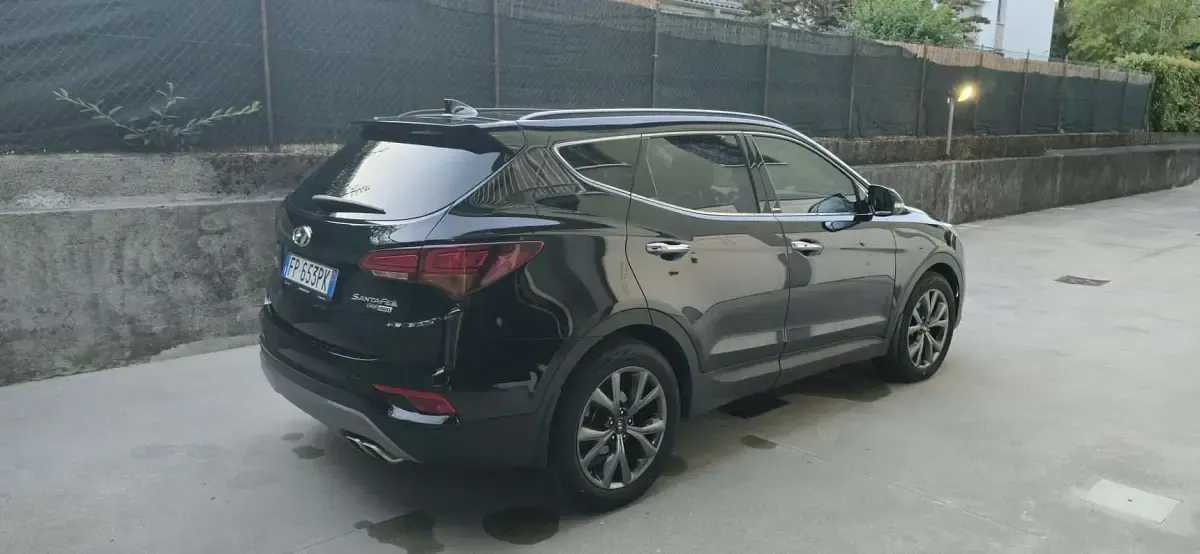 Usata Hyundai Santa Fe 200 CV (147 kW) 2019 Nero SUV