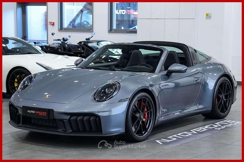 Usata Porsche 911 541 CV (397 kW) 2025 Gray Cabrio