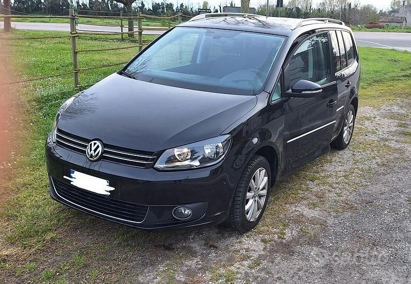 Usata VW Touran 150 CV (110 kW) 2012 Nero Monovolume