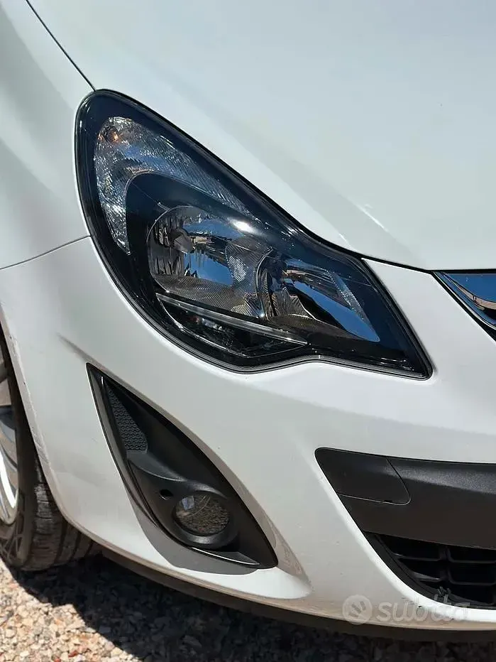 Usata Opel Corsa Sport 95 CV (69 kW) 2014 Bianco Utilitaria