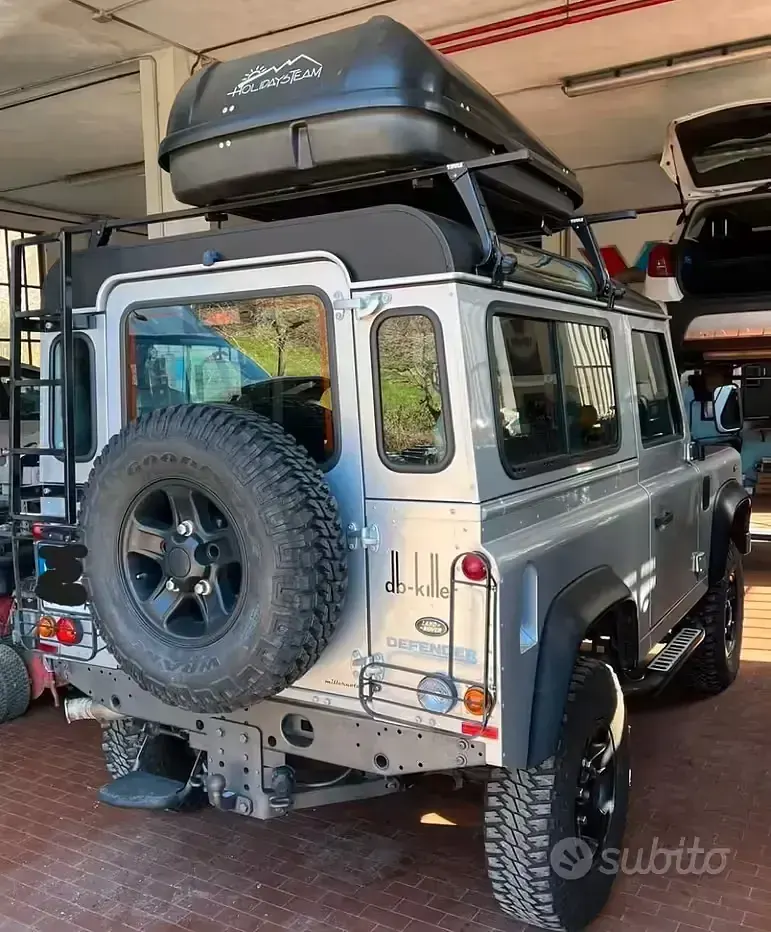 Usata Land Rover Defender 68 CV (50 kW) 2013 SUV