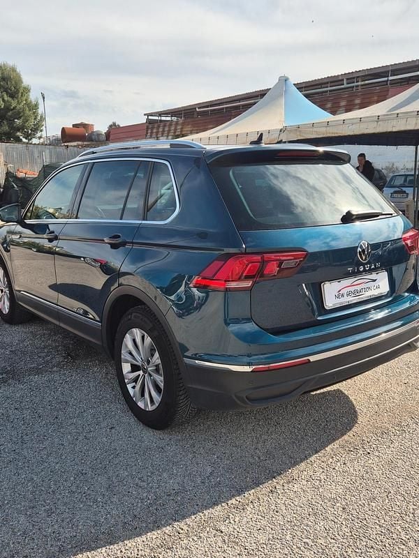 Usata VW Tiguan Life 150 CV (110 kW) 2021 Blu SUV