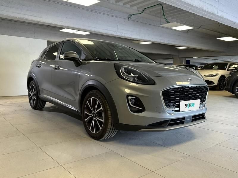 Usata Ford Puma Titanium 125 CV (91 kW) 2020 Grigio SUV