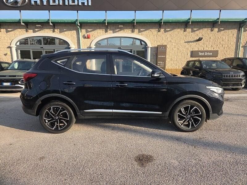 Usata MG ZS Luxury 111 CV (81 kW) 2023 Nero SUV