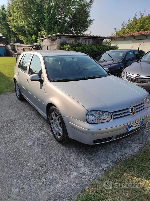Usata VW Golf IV 2000 Grigio Berlina