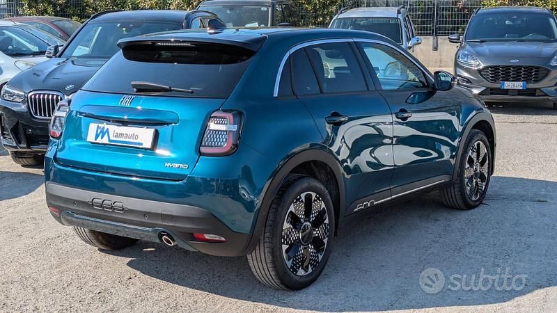 Usata Fiat 600 La Prima 110 CV (80 kW) 2025 Verde SUV