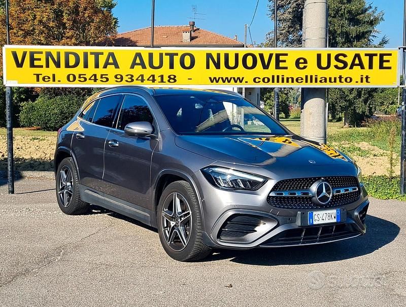Grigio montagna metallizzato Usata 2024 Mercedes GLA200 Advanced Plus SUV | 38.900 € (Buon prezzo) - Immagine 1/4
