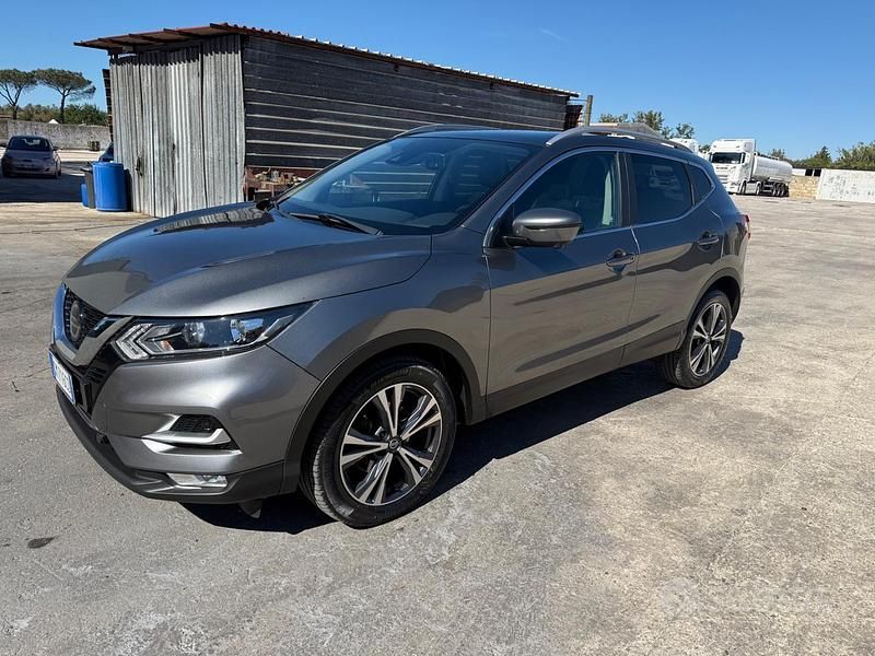 Usata Nissan Qashqai 131 CV (96 kW) 2018 Grigio SUV