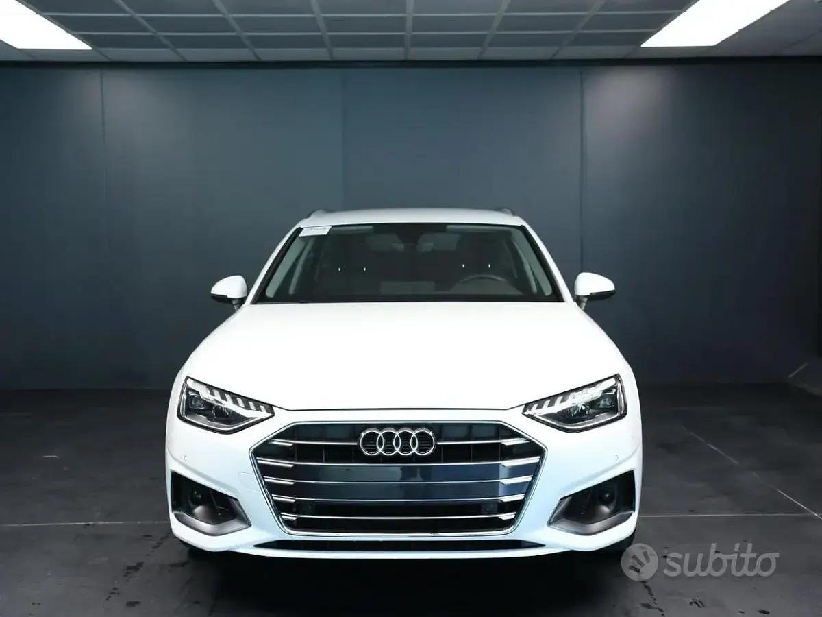 Usata Audi A4 Advanced 136 CV (100 kW) 2023 Bianco Station wagon