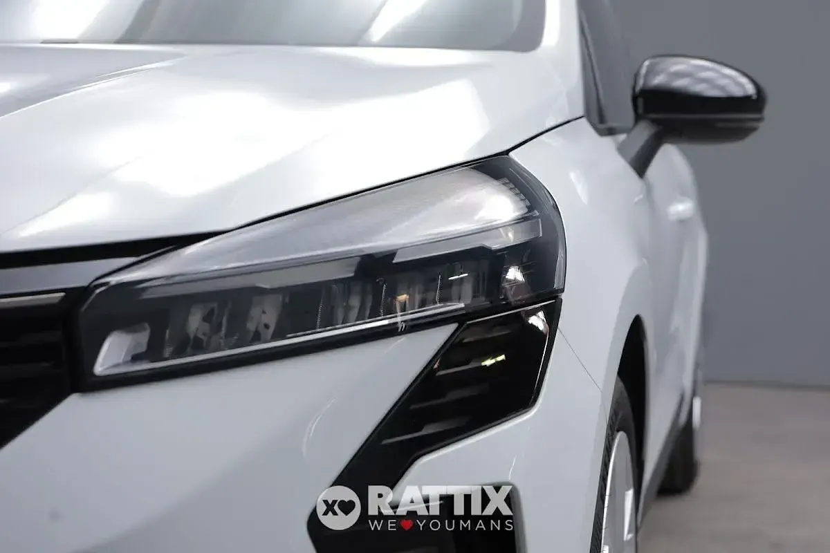 Usata Renault Clio Evolution 91 CV (66 kW) 2025 Bianco Utilitaria