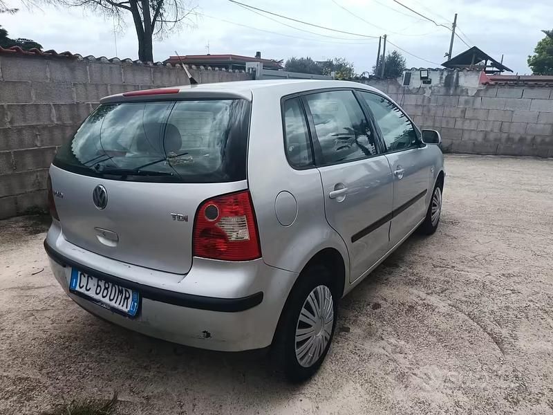 Usata VW Polo 75 CV (55 kW) 2003 Grigio Berlina