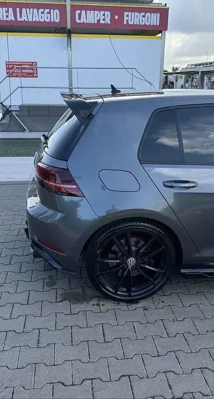 Usata VW Golf VII R 310 CV (228 kW) 2018