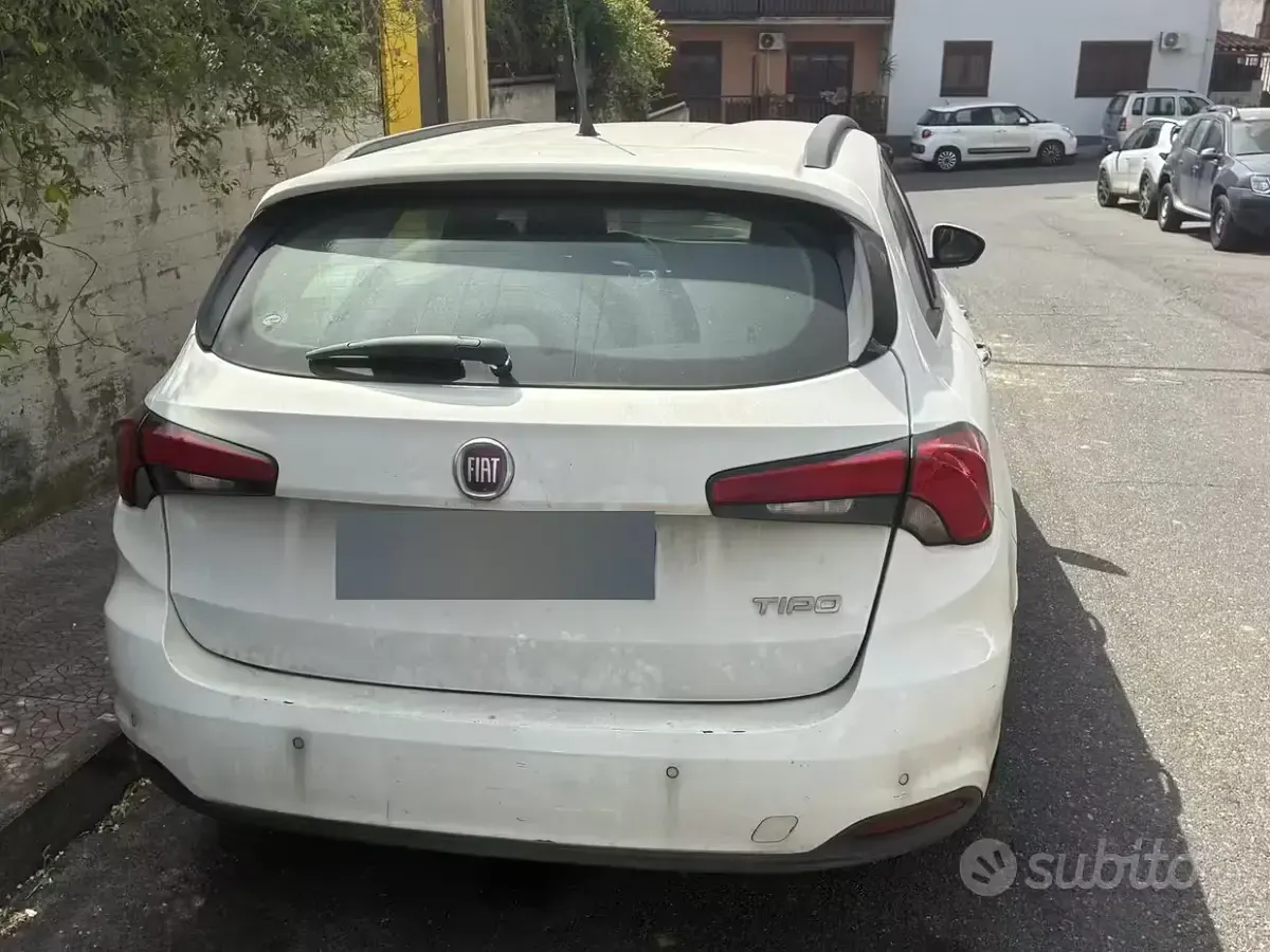 Usata Fiat Tipo 120 CV (88 kW) 2016 Bianco Station wagon