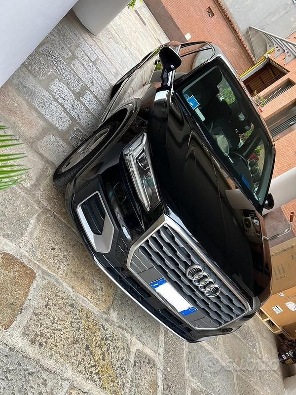 Nero Usata 2017 Audi Q2 Business SUV | 18.700 € (Buon prezzo) - Immagine 1/4