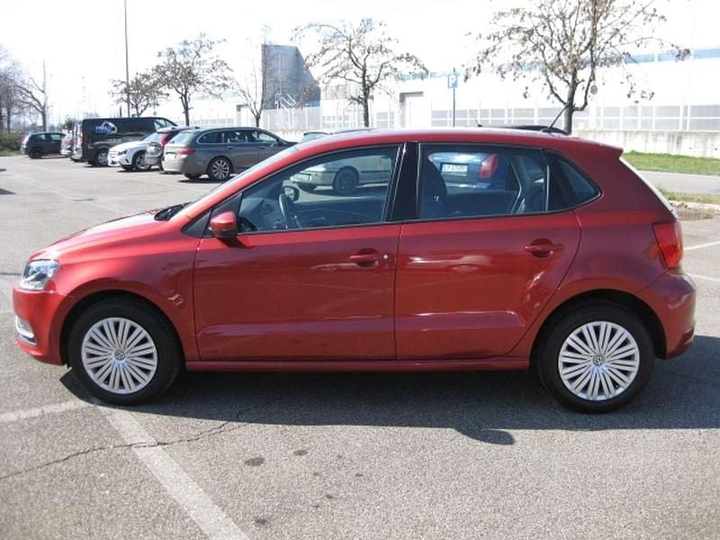 Usata VW Polo Comfortline 90 CV (66 kW) 2016 Rosso Utilitaria