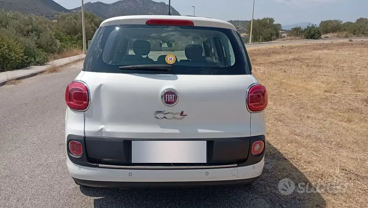 Usata Fiat 500L Living 105 CV (77 kW) 2014 Bianco Monovolume