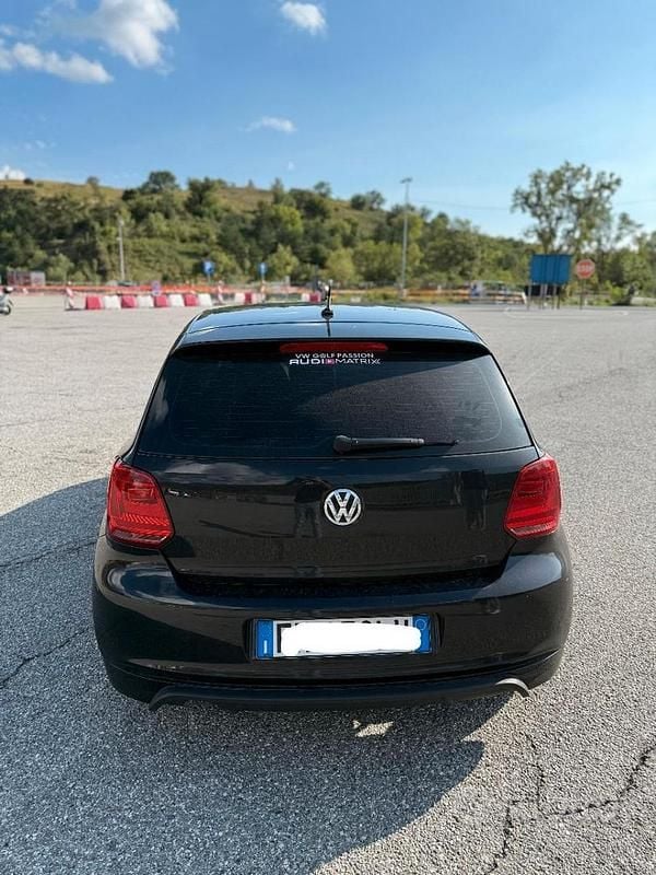 Usata VW Polo 75 CV (55 kW) 2017 Nero Utilitaria