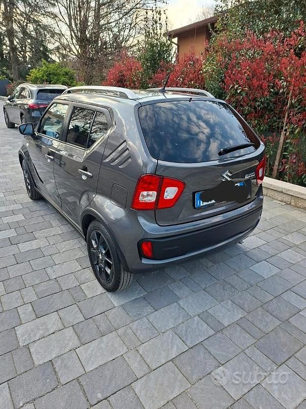 Usata Suzuki Ignis 90 CV (66 kW) 2018 Grigio SUV