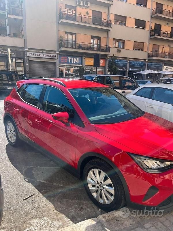 Usata Seat Arona 95 CV (69 kW) 2022 Rosso SUV
