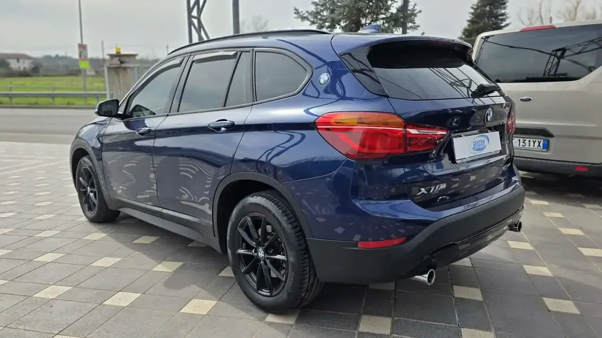 Usata BMW X1 xLine 190 CV (139 kW) 2018 Blu/azzurro SUV