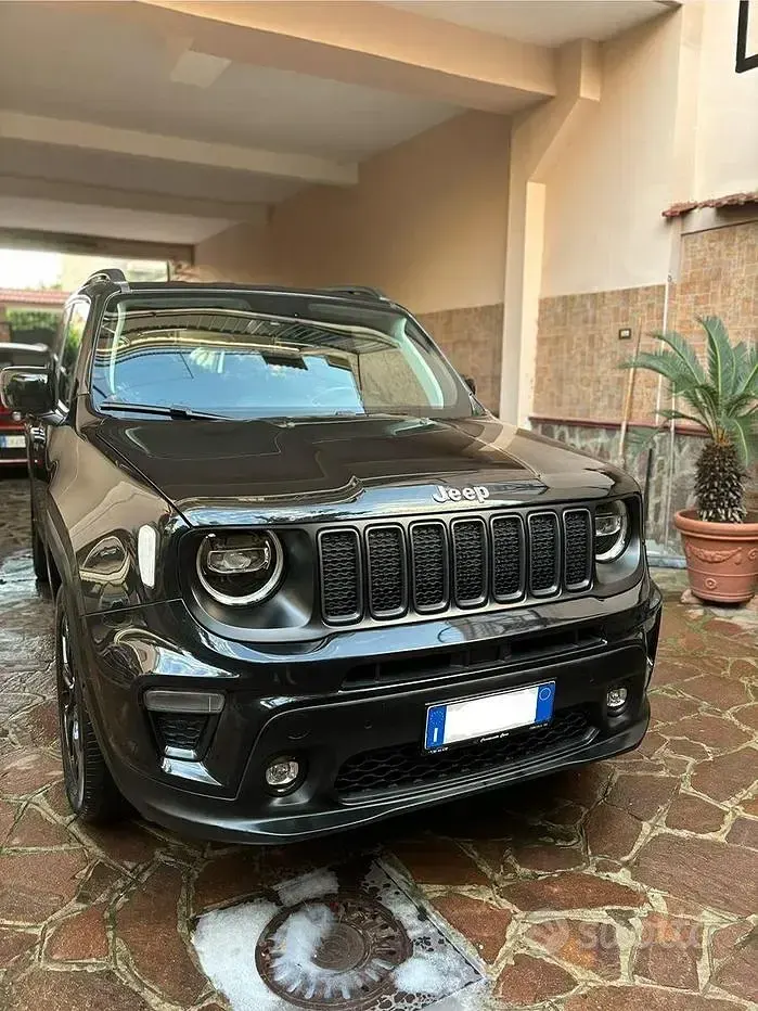 Usata Jeep Renegade 150 CV (110 kW) 2019 Nero SUV