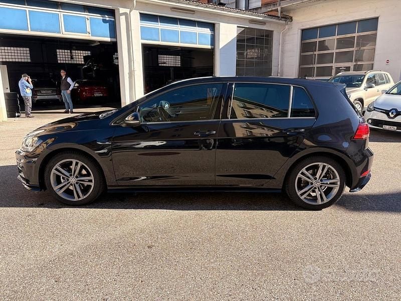 Usata VW Golf VII R-line 245 CV (180 kW) 2020 Berlina