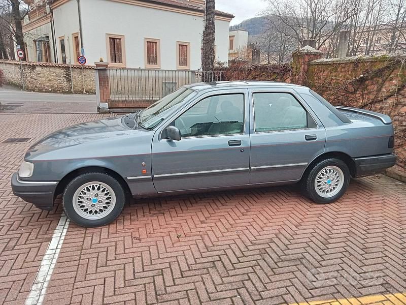 Usata Ford Sierra 1991 Blu Berlina