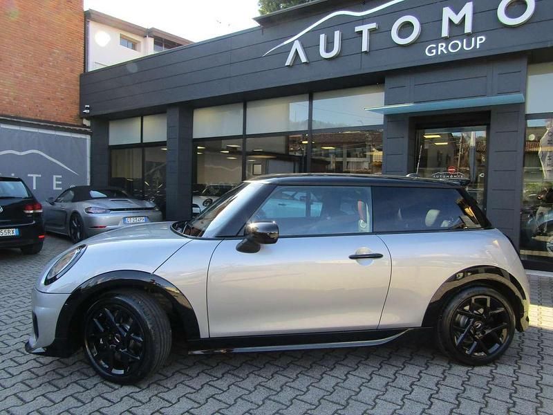 Usata Mini John Cooper Works 156 CV (114 kW) 2025 Melting silver Utilitaria