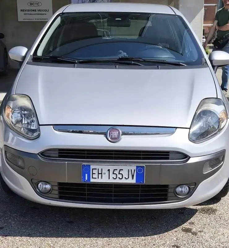 Usata Fiat Punto Evo Emotion 120 CV (88 kW) 2011 Utilitaria