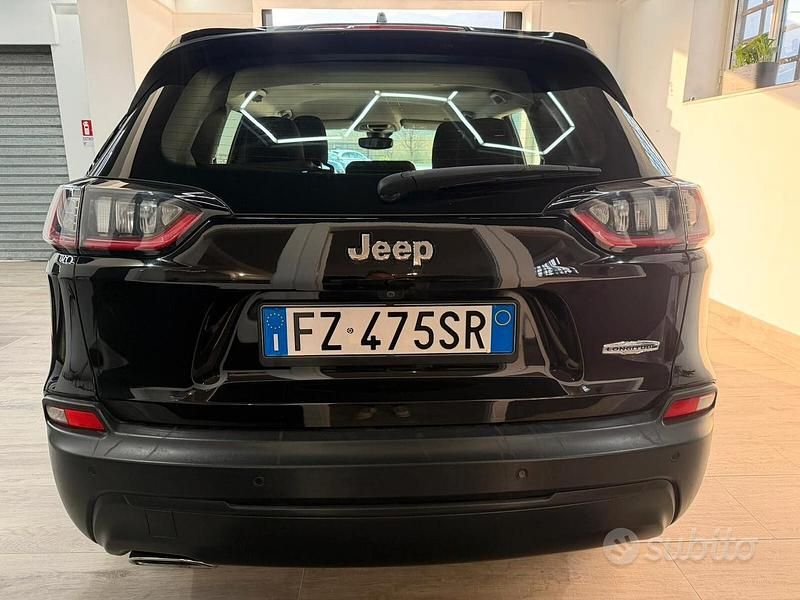 Usata Jeep Cherokee Longitude 194 CV (142 kW) 2019 Nero SUV