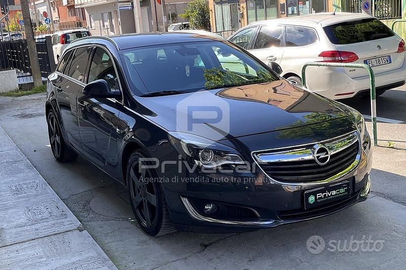 Usata Opel Insignia Cosmo 170 CV (125 kW) 2016 Nero Station wagon