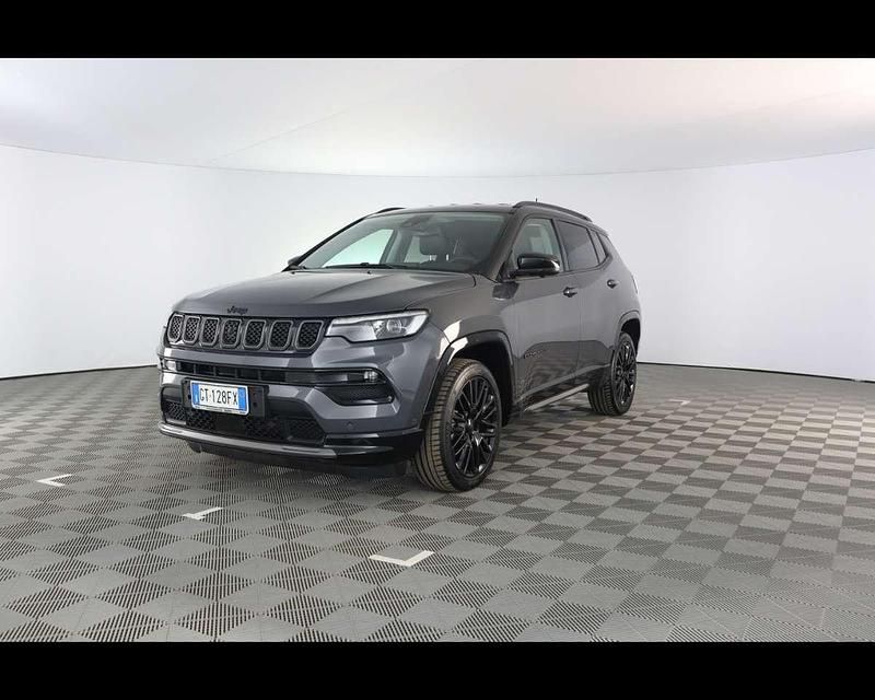 Usata Jeep Compass 131 CV (96 kW) 2024 Grigio / pastello SUV