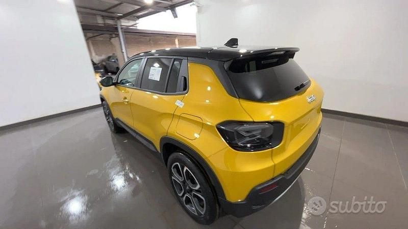 Nuova Jeep Avenger Summit 100 CV (73 kW) 2025 SUV