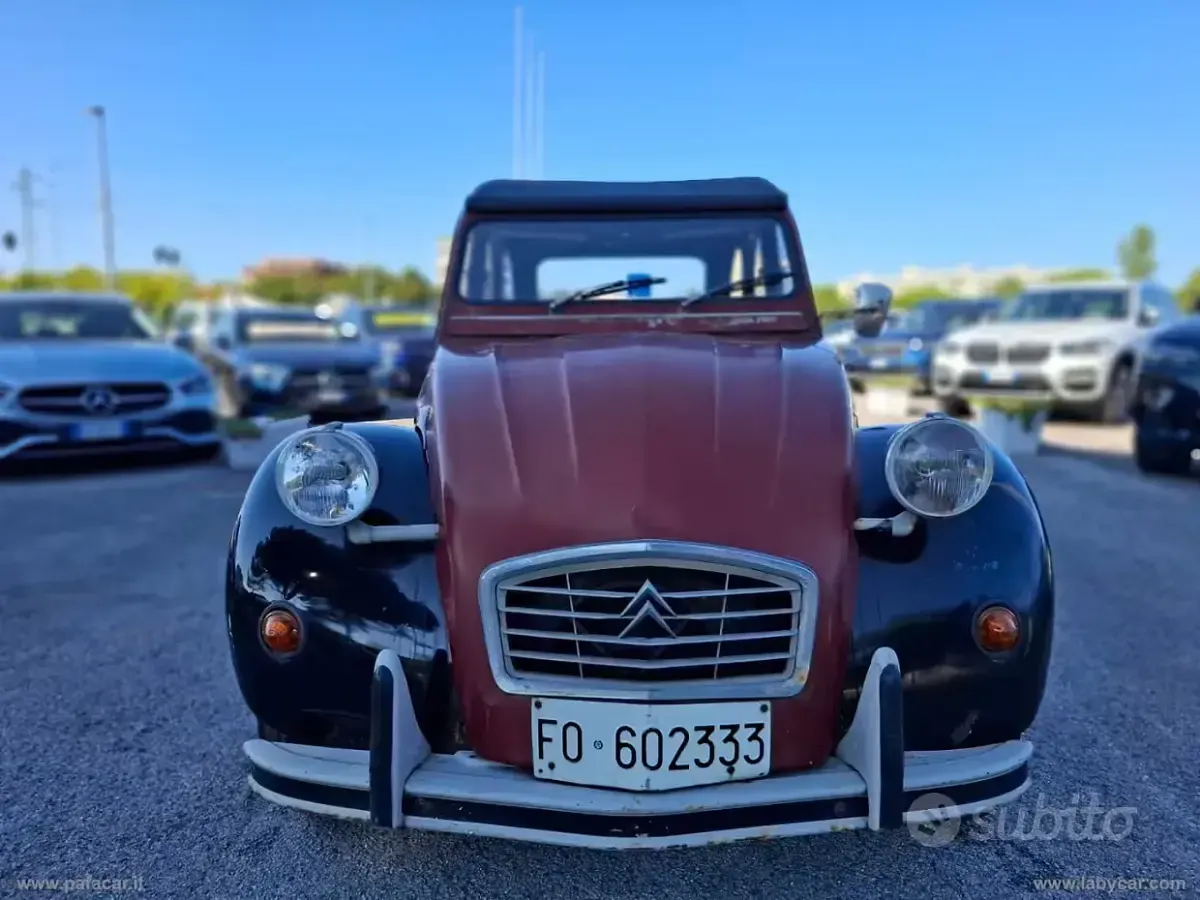 Usata Citroën 2CV Charleston 29 CV (21 kW) 1982 Rosso Berlina