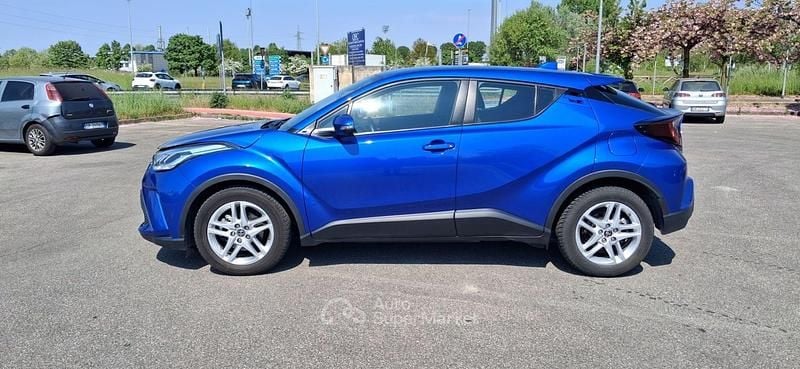 Usata Toyota C-HR Business Edition 98 CV (72 kW) 2022 Blu SUV
