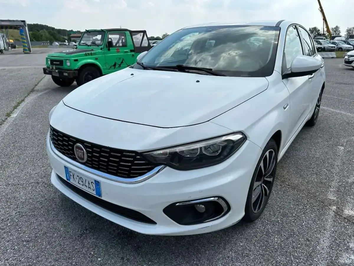 Usata Fiat Tipo Lounge 95 CV (69 kW) 2017 Berlina