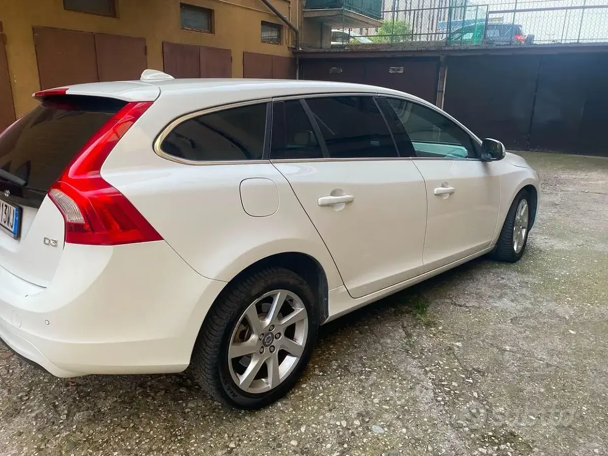 Usata Volvo V60 203 CV (149 kW) 2014 Station wagon