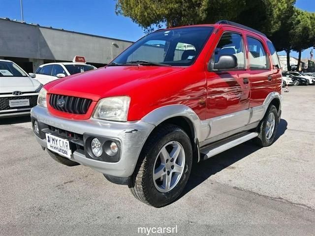 Rosso Usata 2004 Daihatsu Terios SUV | 4500 € (Buon prezzo) - Immagine 1/4