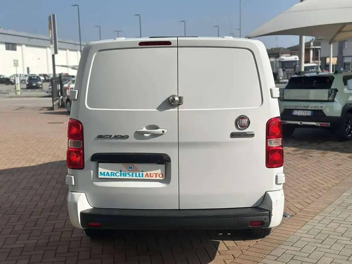 Usata Fiat Scudo 145 CV (106 kW) 2022 Bianco Furgone