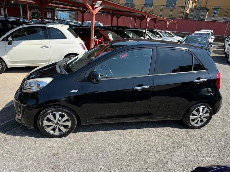 Usata Kia Picanto 67 CV (49 kW) 2016 Nero Utilitaria