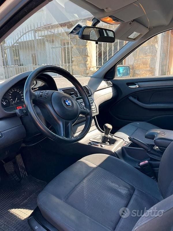 Usata BMW 320 150 CV (110 kW) 2005 Grigio Station wagon