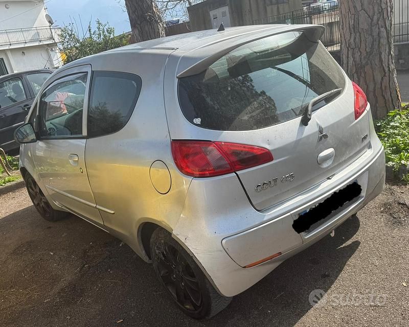 Usata Mitsubishi Colt 2005 Grigio Utilitaria