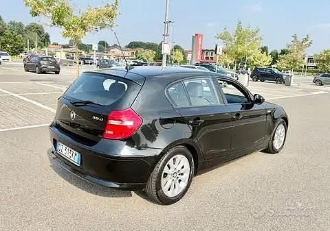 Usata BMW 118 143 CV (105 kW) 2009 Utilitaria