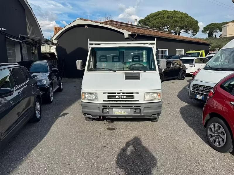 Usata Iveco Daily 122 CV (89 kW) 2000 Bianco