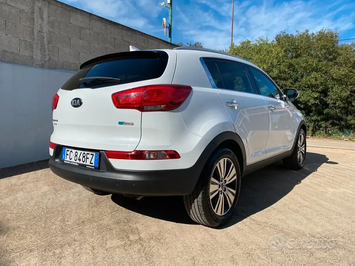 Usata Kia Sportage Active 116 CV (85 kW) 2016 Bianco SUV