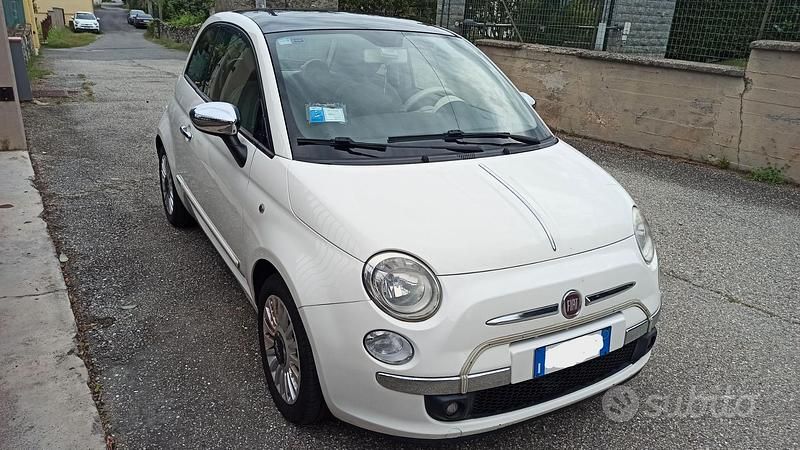 Usata Fiat 500 Lounge 75 CV (55 kW) 2008 Bianco Utilitaria